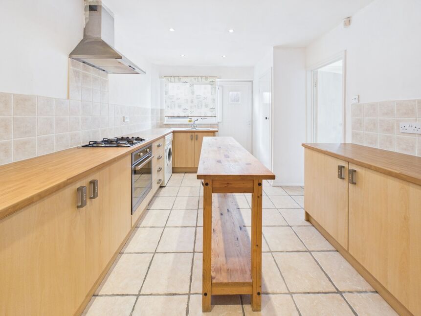 Kitchen / Breakfast Room