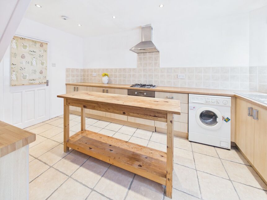 Kitchen / Breakfast Room