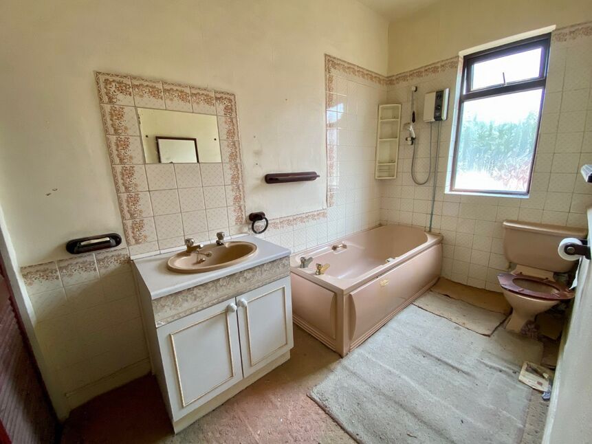 2 bedroom End Terrace House for sale, High Street, Hazel Grove, SK7 £