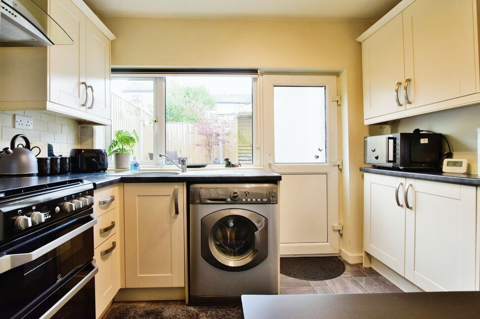 1 bedroom Mid Terrace Property for sale, Cherry Tree Lane, Great Moor