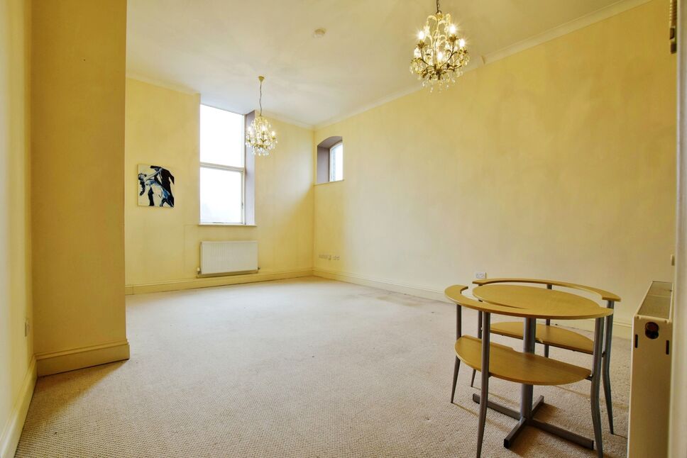 1 bedroom Flat for sale, Chapel Street, New Mills, SK22 £130,000