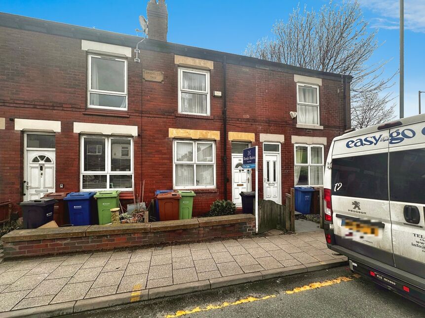 2 bedroom Mid Terrace House for sale, Celtic Street, Offerton, SK1 £