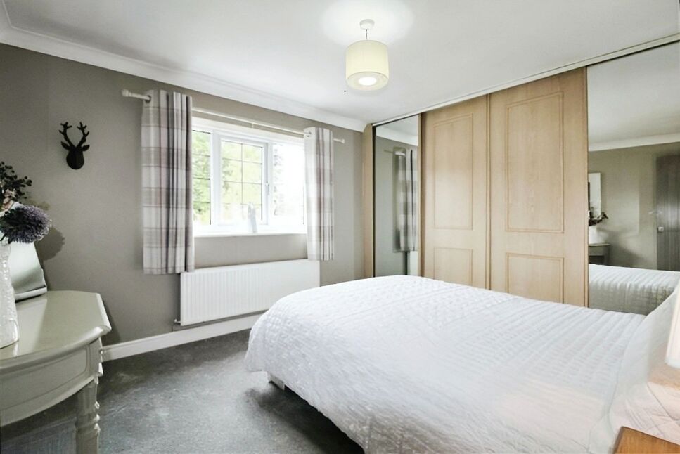 4 bedroom Detached House for sale, Handley Road, Bramhall, SK7 £725,000