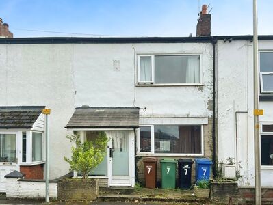3 bedroom Mid Terrace House to rent
