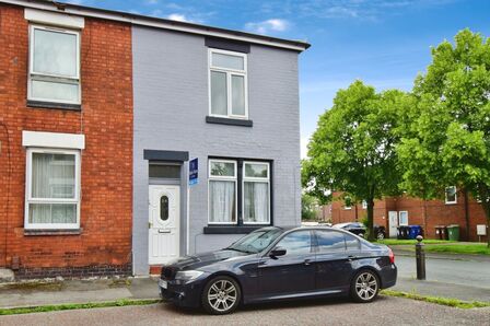 2 bedroom End Terrace House for sale