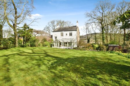 Strines Road, 3 bedroom Semi Detached House for sale, £825,000