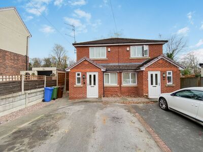 2 bedroom Semi Detached House to rent