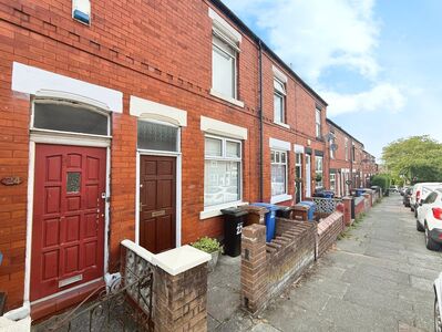 2 bedroom Mid Terrace House for sale