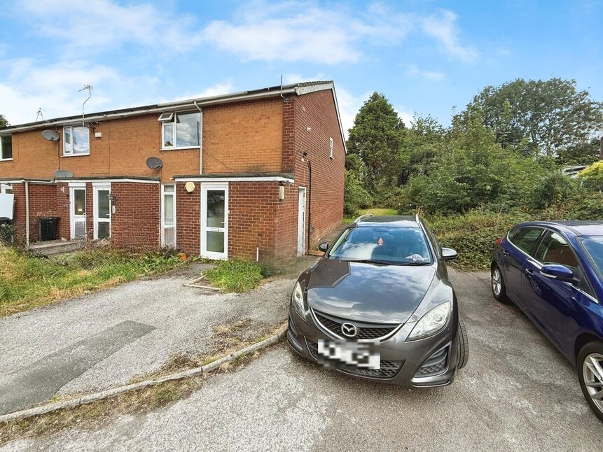 Main image of 1 bedroom Flat for sale, Fence Street, Great Moor, Cheshire, SK2