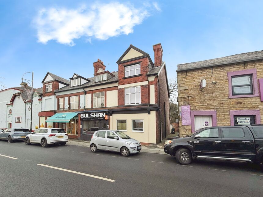 Main image of 4 bedroom End Terrace House to rent, Stockport Road, Marple, Cheshire, SK6