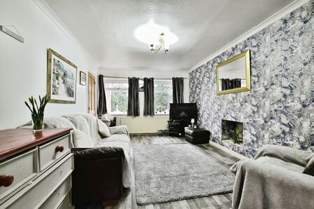 4 bedroom Link Detached House for sale