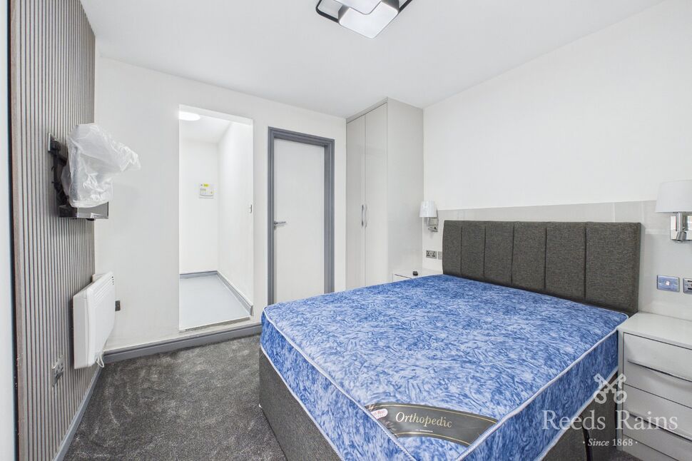 Main image of 1 bedroom Property to rent, Kennerley Road, Davenport, Cheshire, SK2