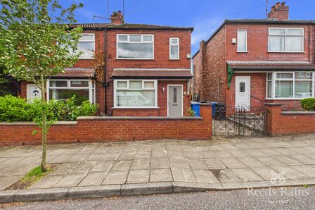 2 bedroom Semi Detached House to rent