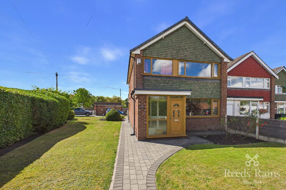 Main image of 3 bedroom Link Detached House for sale, Lomond Close, Woodsmoor, Cheshire, SK2