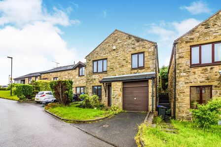 3 bedroom Detached House to rent