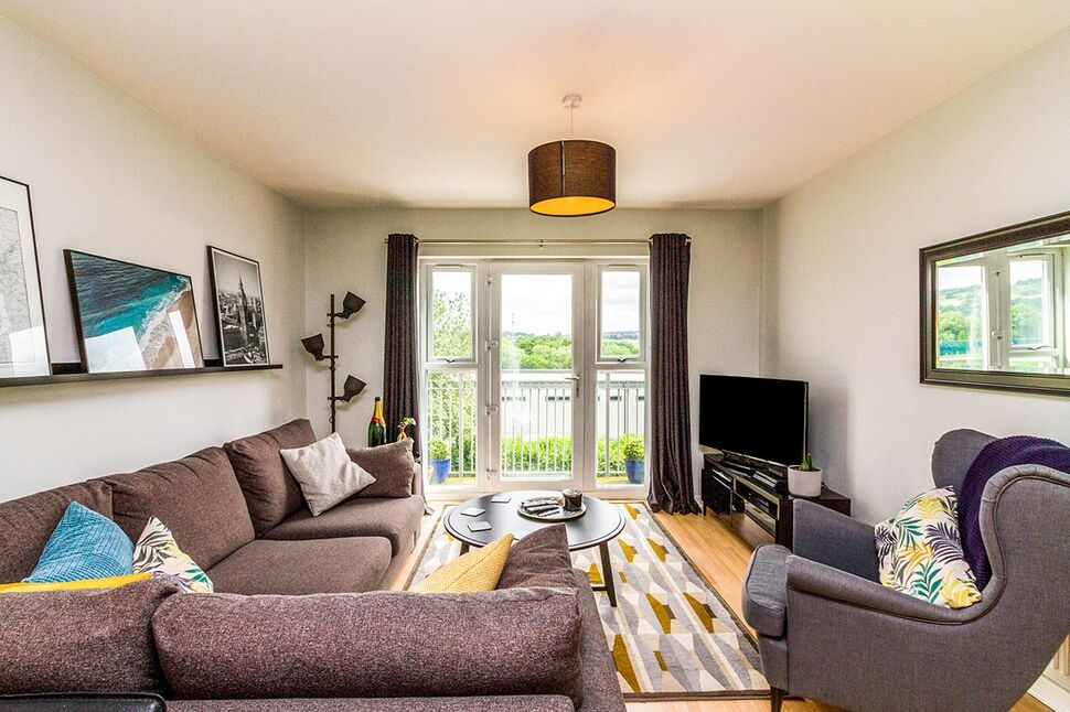 Lounge / Dining Room