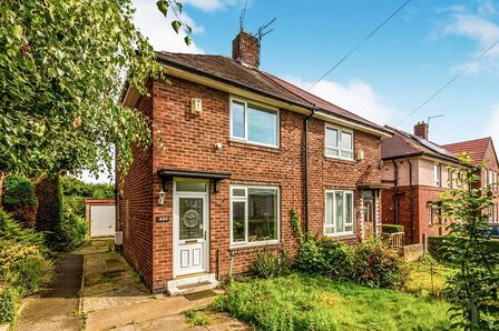 2 bedroom Semi Detached House to rent