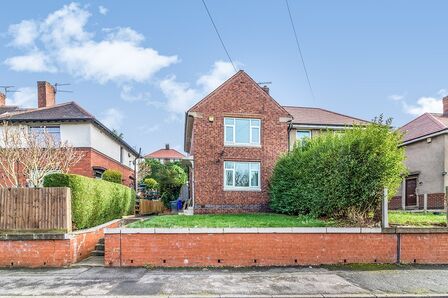 Sheffield, 2 bedroom Semi Detached House to rent, &pound;800 pcm