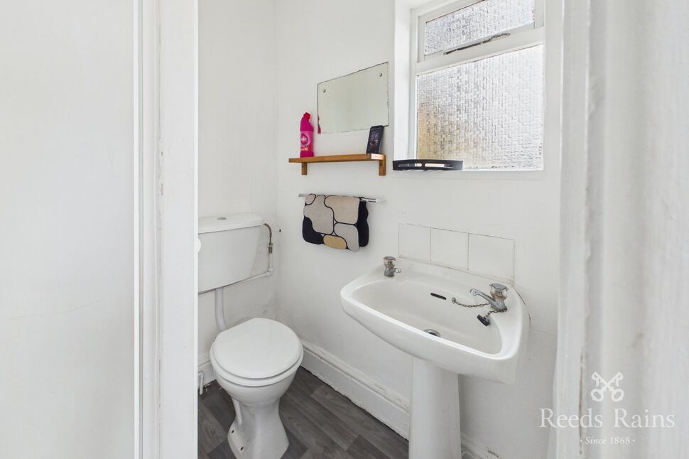 Shower Room WC