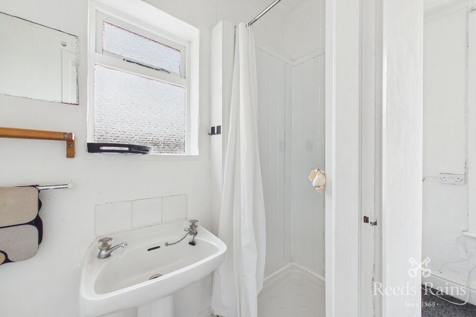 Shower Room WC