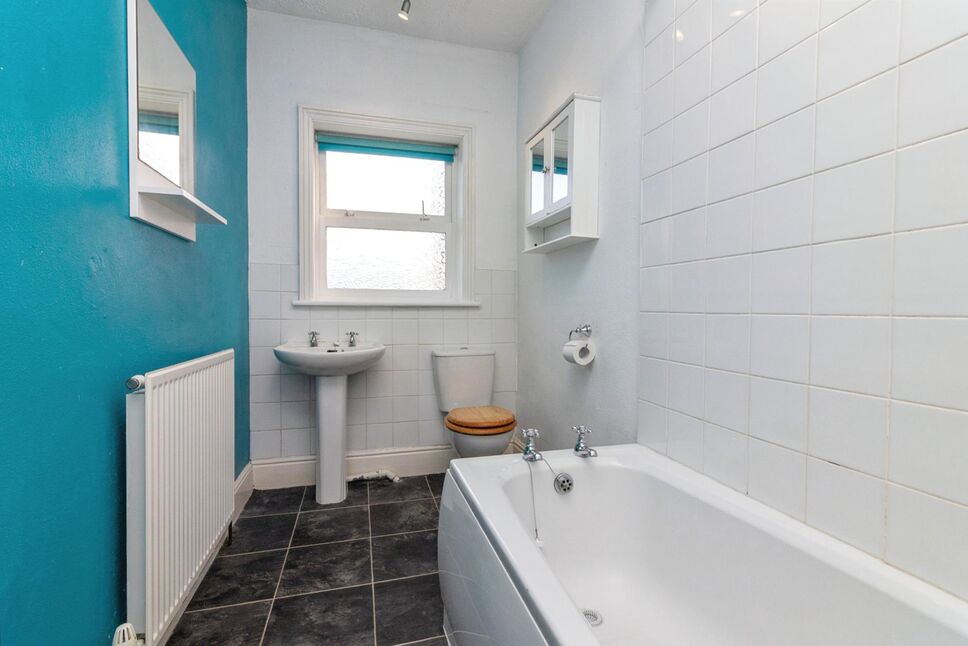 Family Bathroom WC
