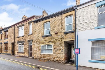 Sheffield, 4 bedroom Mid Terrace House to rent, &pound;1,200 pcm