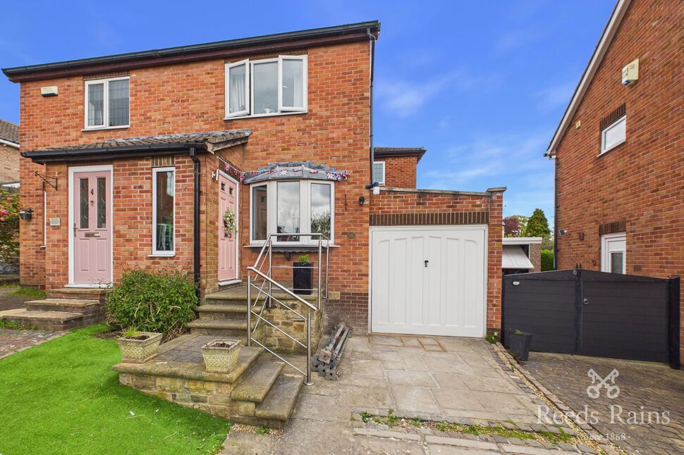Main image of 2 bedroom Semi Detached House for sale, Wade Meadow, Sheffield, South Yorkshire, S6