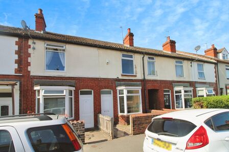 3 bedroom Mid Terrace House to rent