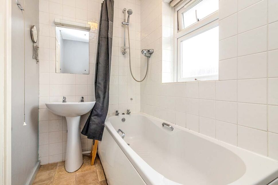 Family Bathroom WC