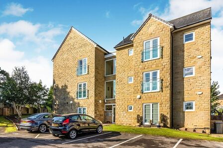Grenoside Grange Close, 2 bedroom  Flat to rent, £775 pcm