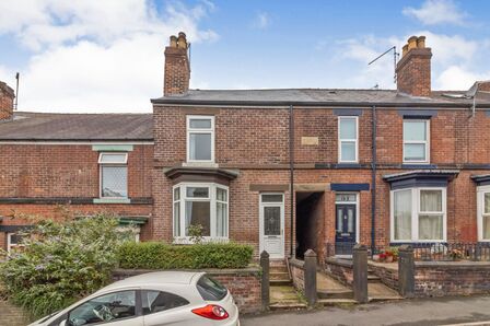 Wood Road, 3 bedroom Mid Terrace House to rent, £1,000 pcm