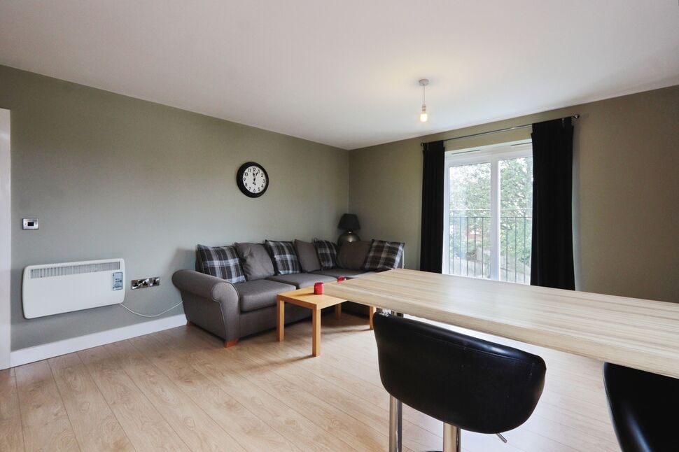 Lounge / Kitchen