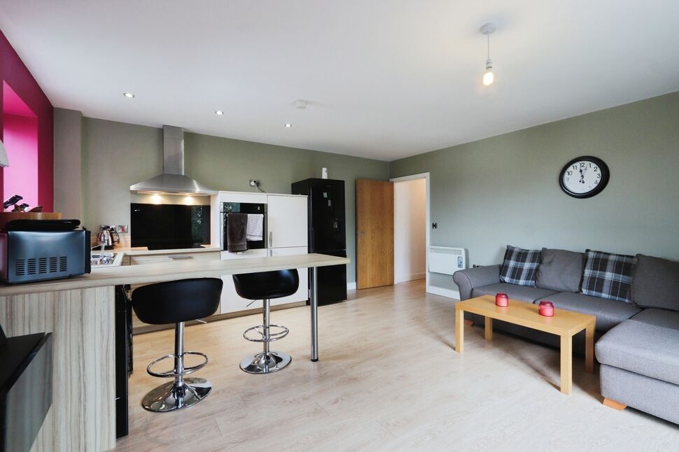Lounge / Kitchen