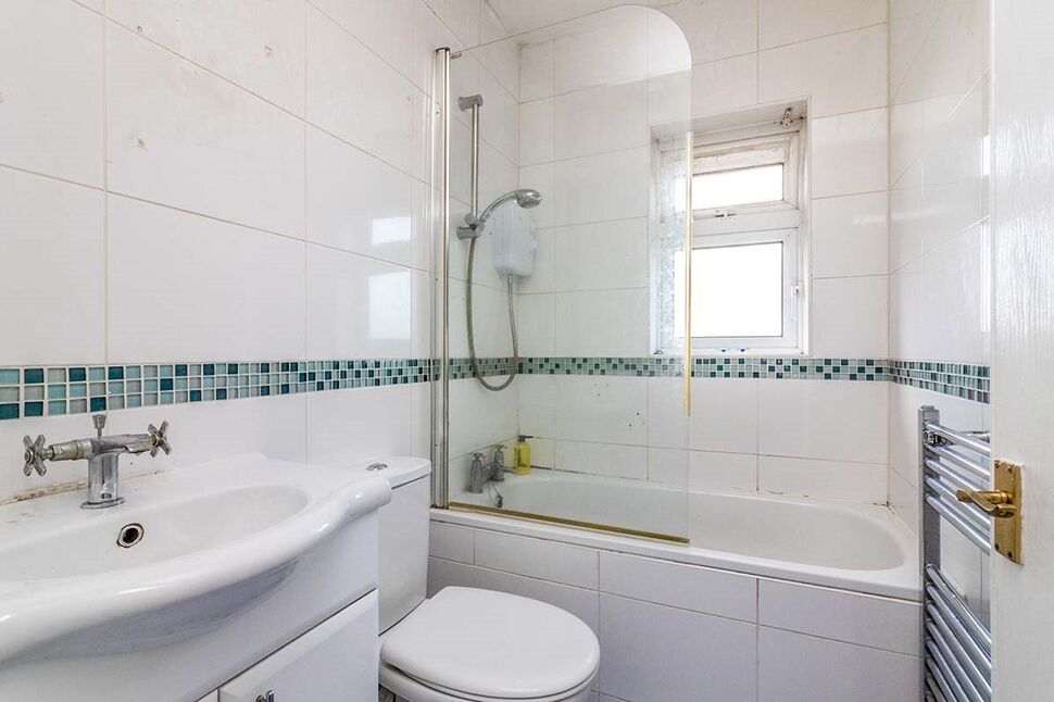 Family Bathroom WC