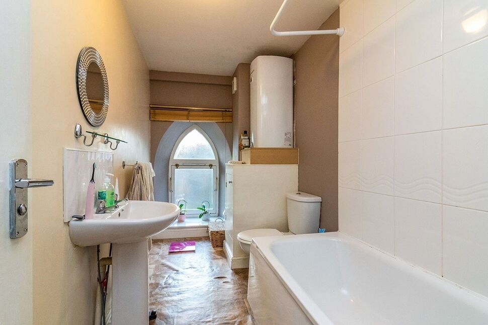 Family Bathroom WC
