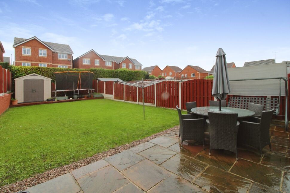 4 bedroom Detached Bungalow for sale, Burncross Road, Burncross, S35