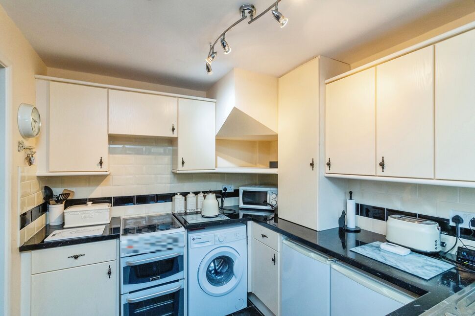 3 bedroom Detached House for sale, Ball Road, Sheffield, S6 £210,000