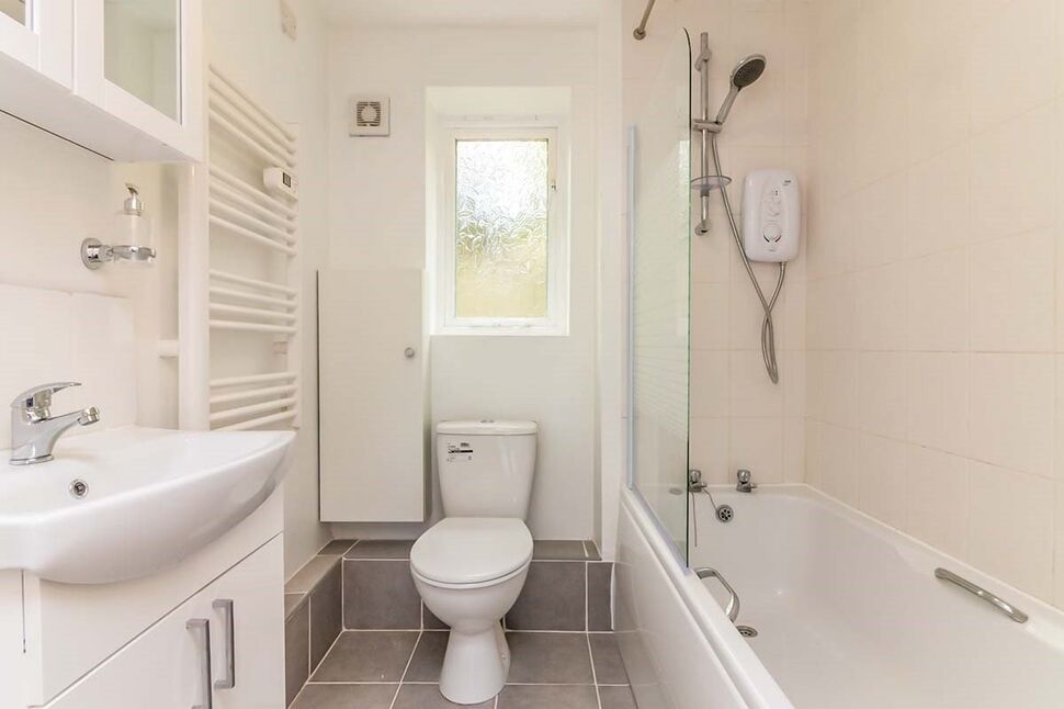 Family Bathroom WC