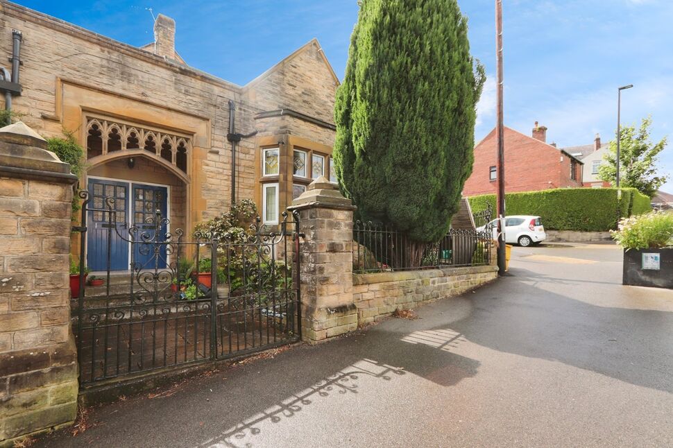 Main image of 2 bedroom  Flat for sale, Dykes Lane, Sheffield, South Yorkshire, S6