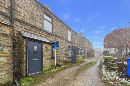 2 bedroom Mid Terrace Property to rent