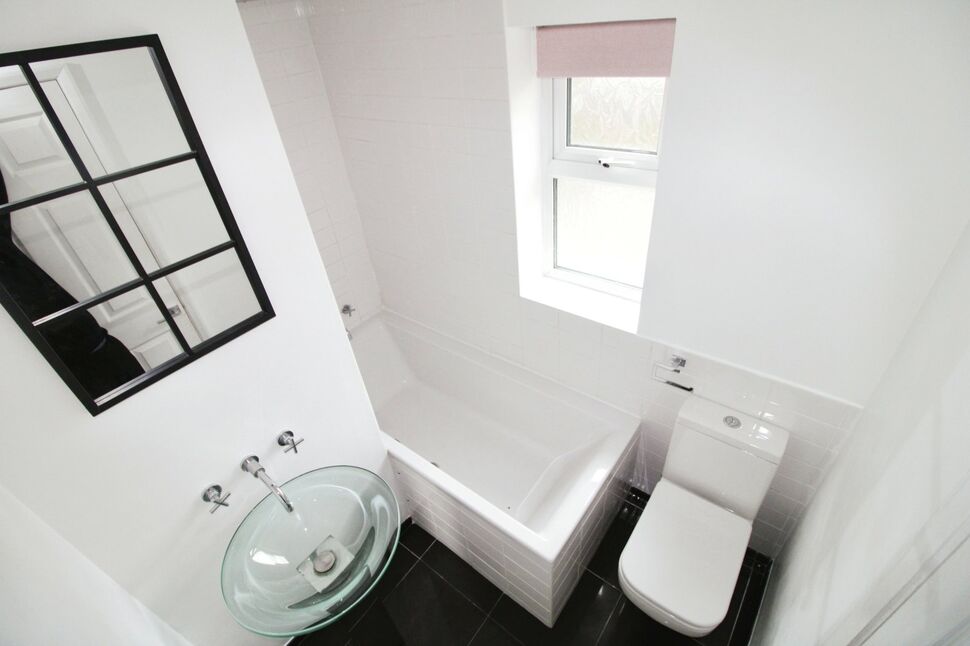 Family Bathroom WC