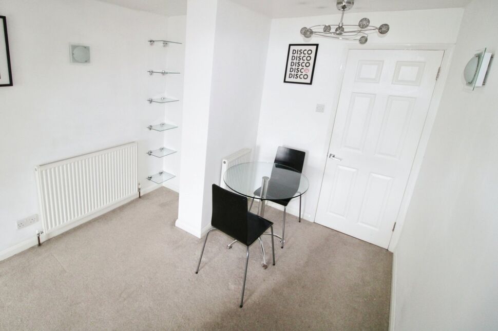 Lounge / Dining Room