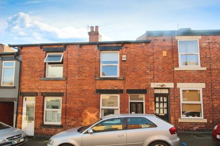 1 bedroom Mid Terrace House for sale