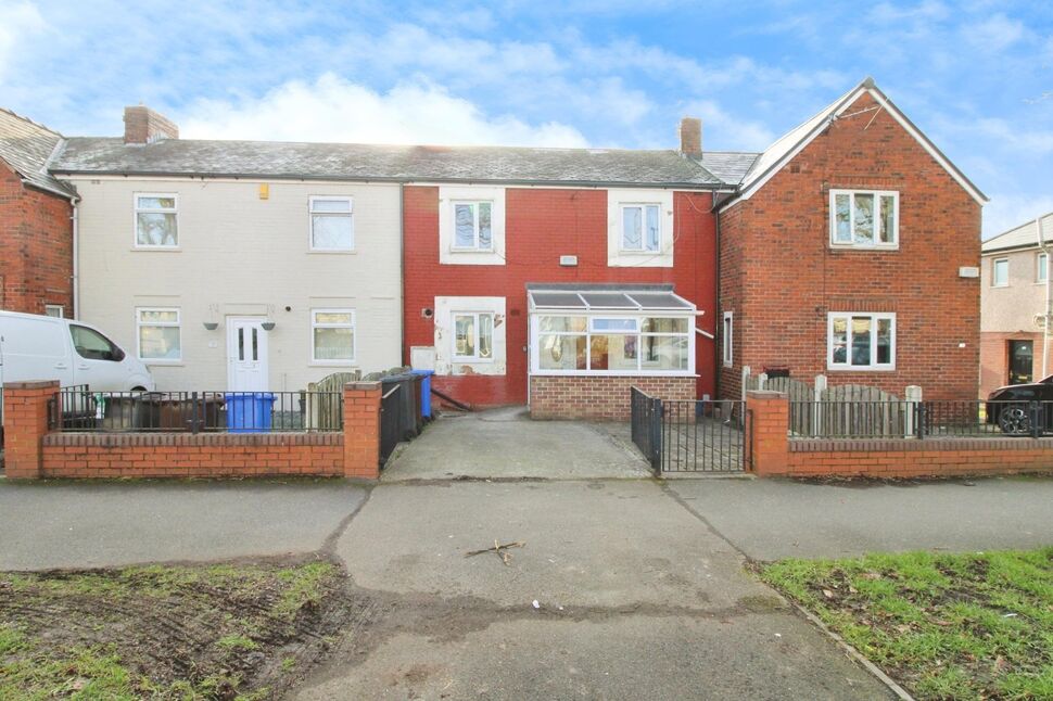 Main image of 3 bedroom Mid Terrace House to rent, Hatfield House Lane, Sheffield, South Yorkshire, S5