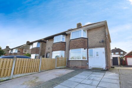 Batworth Drive, 3 bedroom Semi Detached House for sale, £210,000