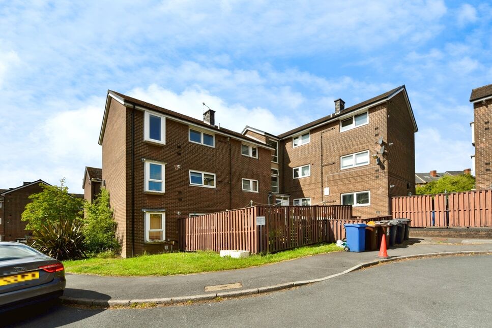 2 bedroom  Flat for sale