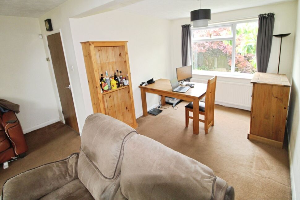 Lounge / Dining Room