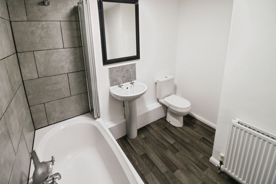 Family Bathroom WC