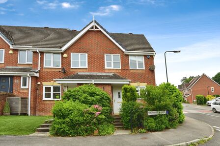 2 bedroom End Terrace House for sale