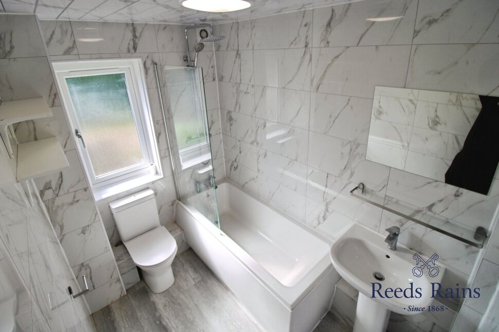 Family Bathroom WC